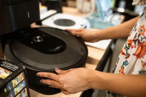 How to Choose a Vacuum Cleaner: UK Buying Guide