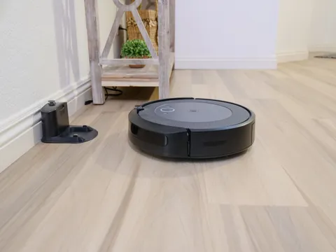Robot Vacuum Won't Charge? How to Fix It (UK Guide)